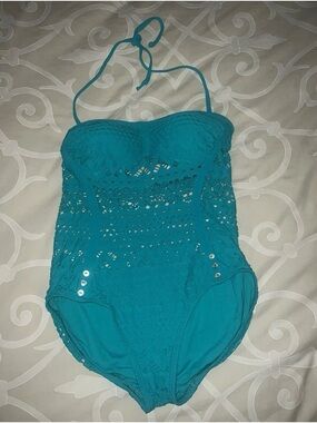 Robin Piccone Teal Penelope Crochet One-Piece Swimsuit size 8 Great Condition!